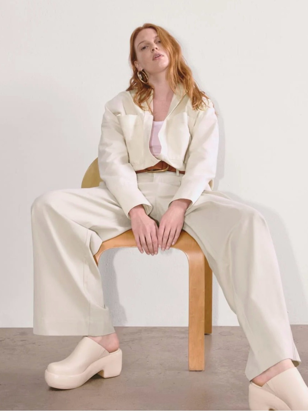 Everlane The Draper Wide-Leg Trousers in Buttersmooth Sandstone - 4
